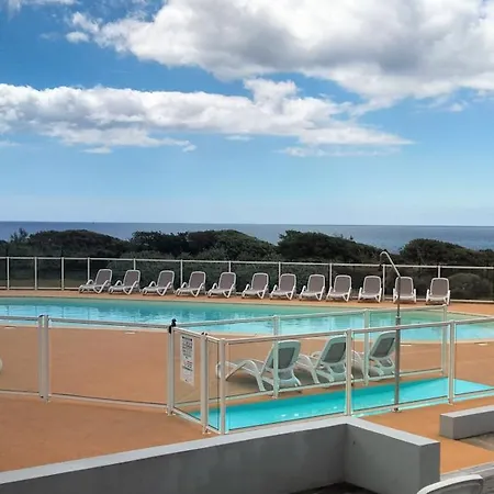 Face A L Ocean Apartment